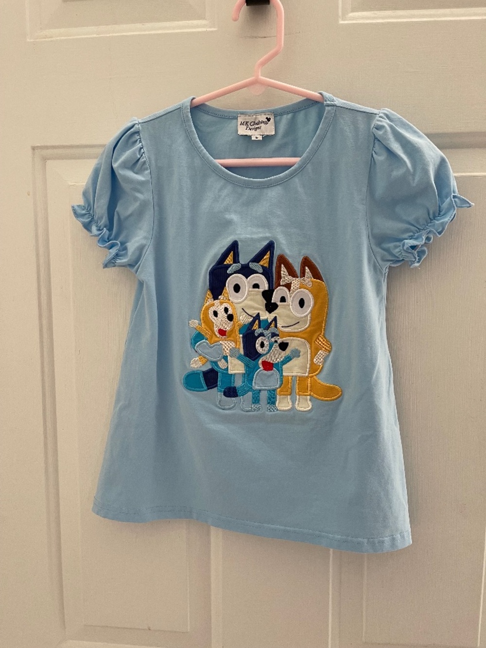 Bluey Appliqued Shirt Top Girl’s Size 5 Puff Sleeves